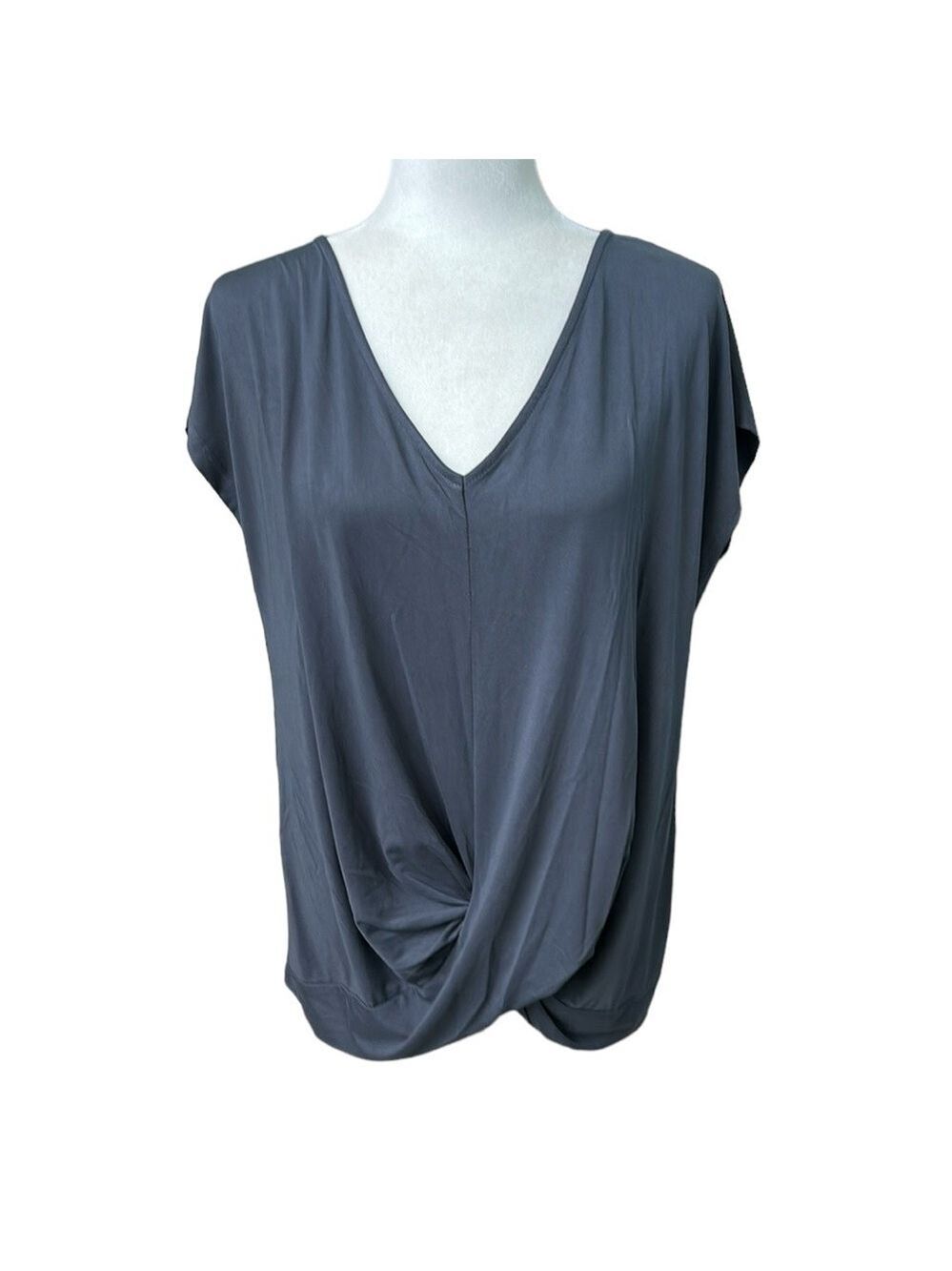 iGenjun Short Sleeve Top Blue Grey Size Large NWT